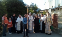 УЖГОРОД-МУКАЧЕВО. Сотни верующих совершили Крестный ход за мир (+ФОТО)